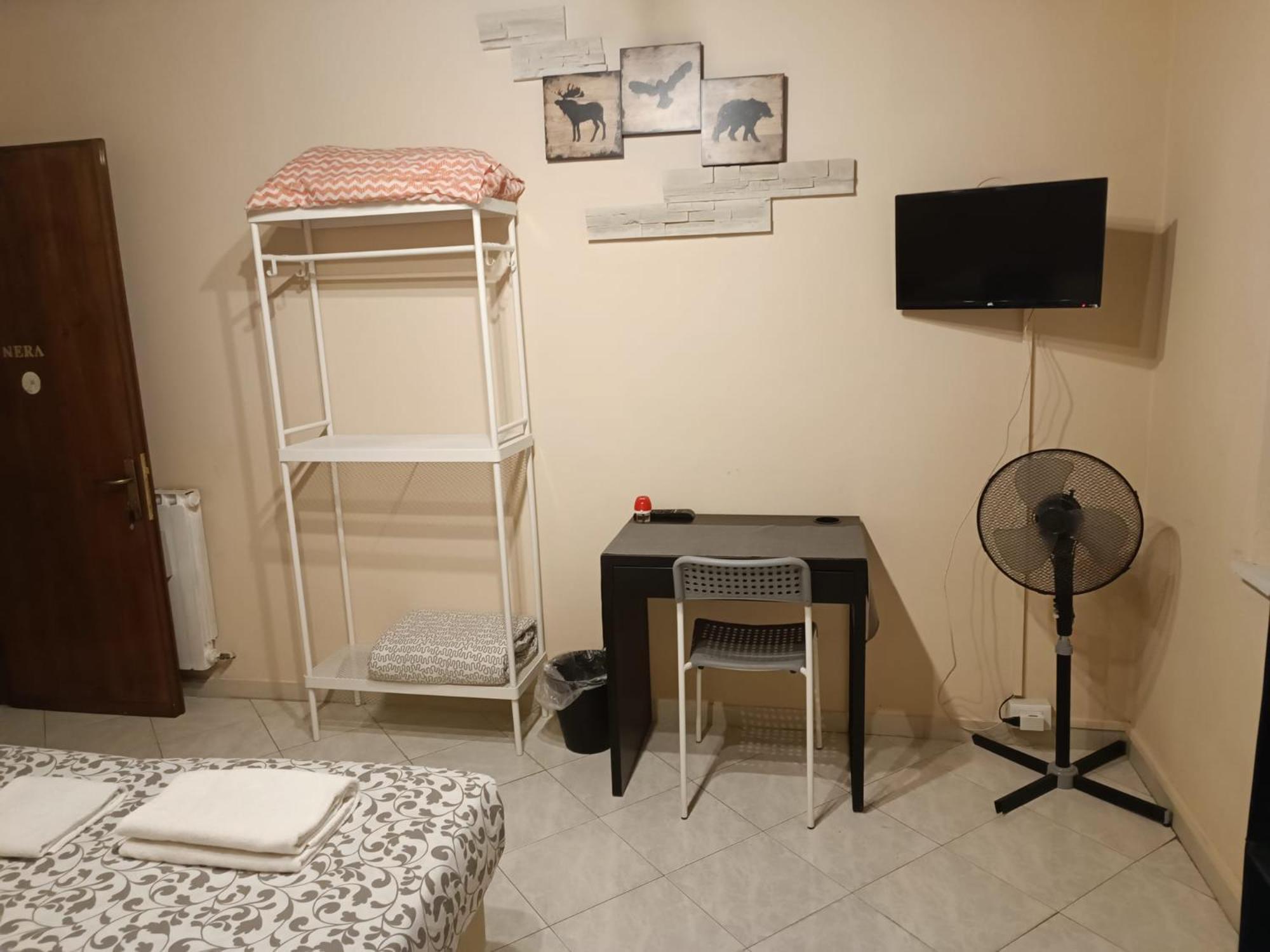 Smile Tower House Hotel Пиза Екстериор снимка